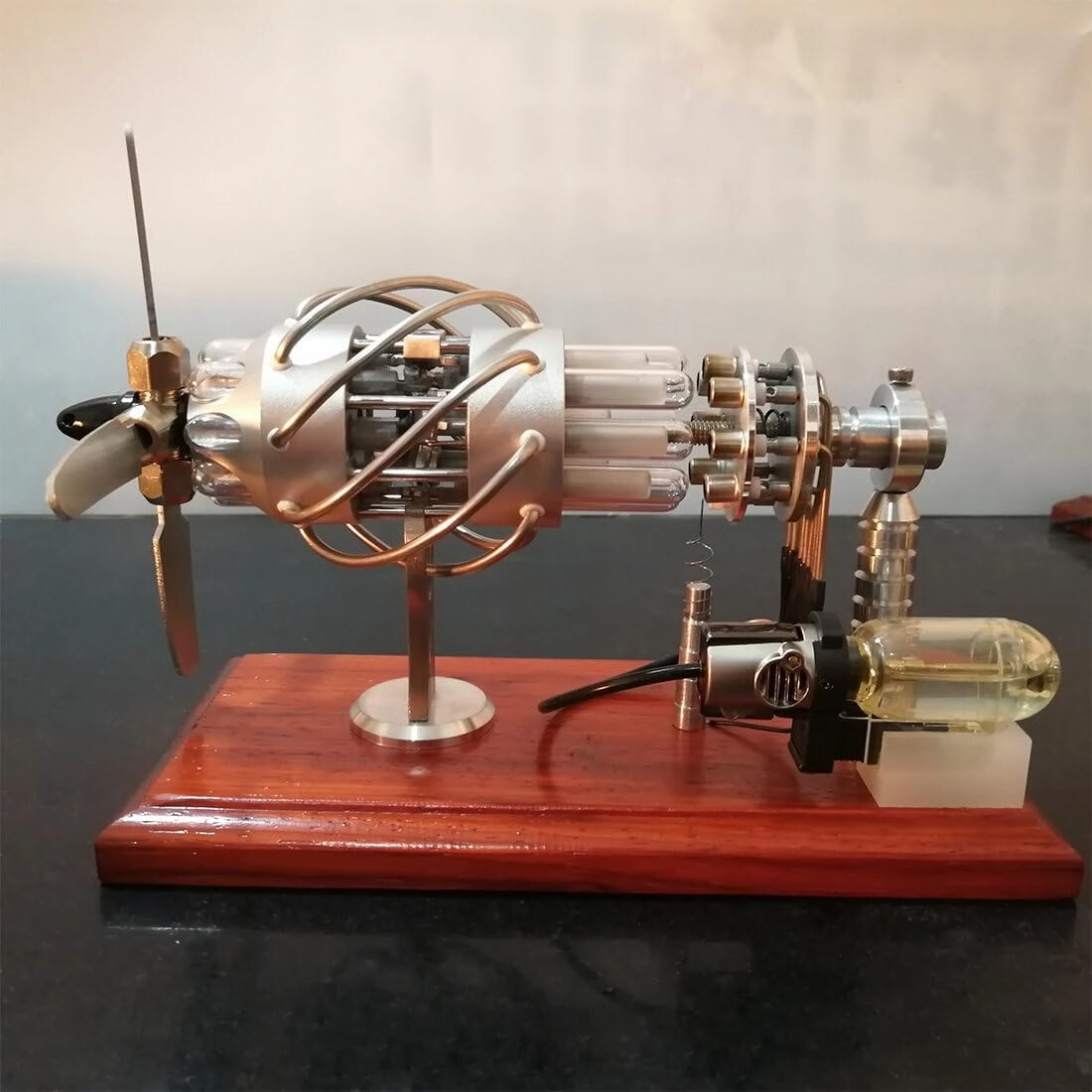 16-Cylinder Swash Plate Butane-Powered Stirling Engine Model, Quartz Glass Hot Cylinder Precision Mechanical Engine, Educational Science Gift for Hobbyists Display