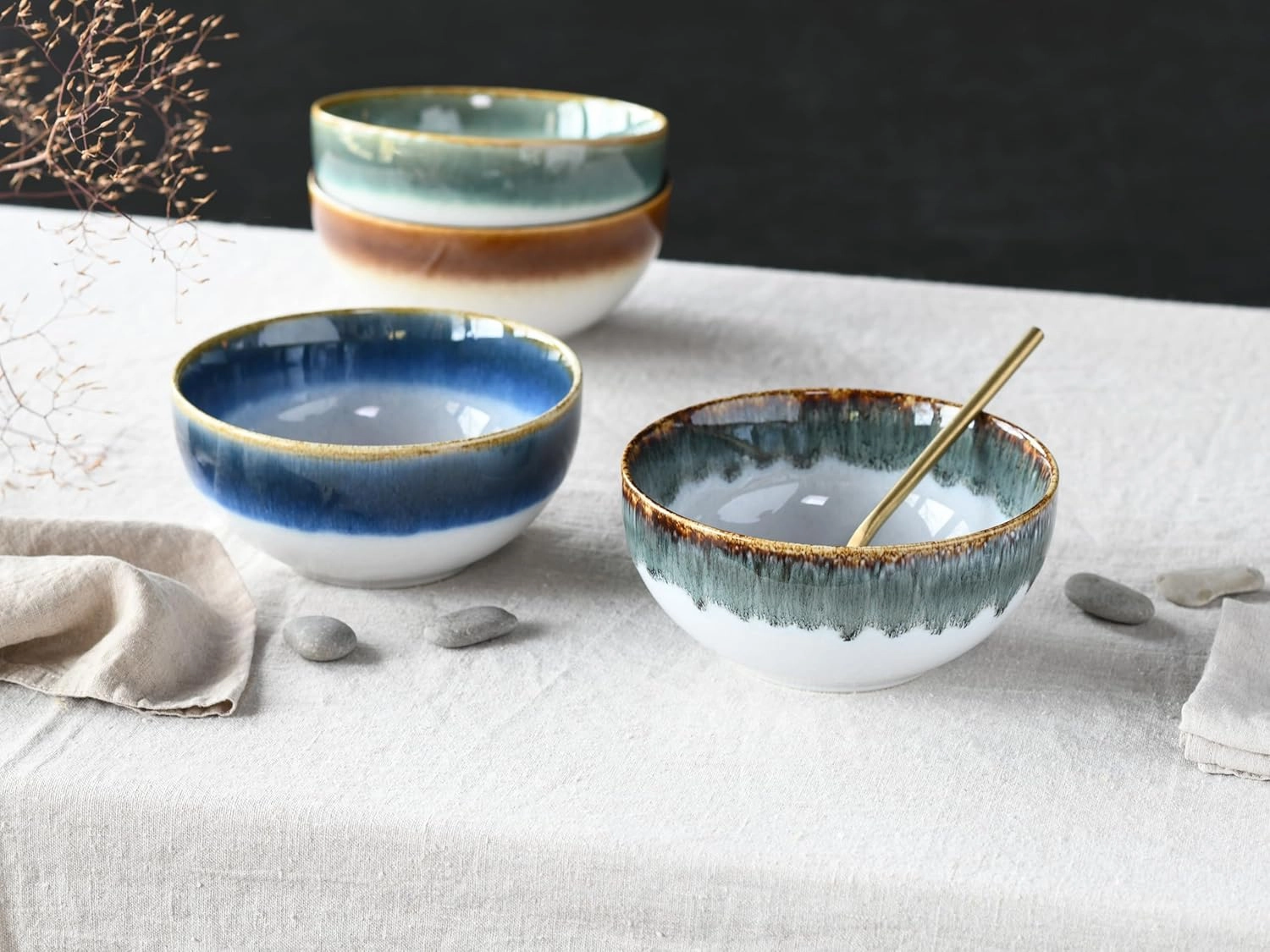 17546 Cascade Series 4-Piece Crockery Set, Buddha Bowl Set Made of Stoneware, Dishwasher and Microwave Safe, Quality Production