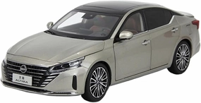 1:18 for Nissan Teana 2023 Static Simulated Alloy Model Decorative Ornaments Souvenirs Mini Simulation Toys