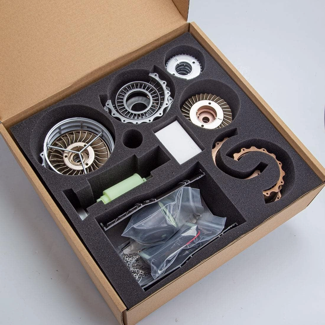 1/20 Scale Turbofan Fighter Engine Model Kit, 150PCS DIY Electric Assembly Engine with Motorized Display for Physical Science Experiment Demonstration