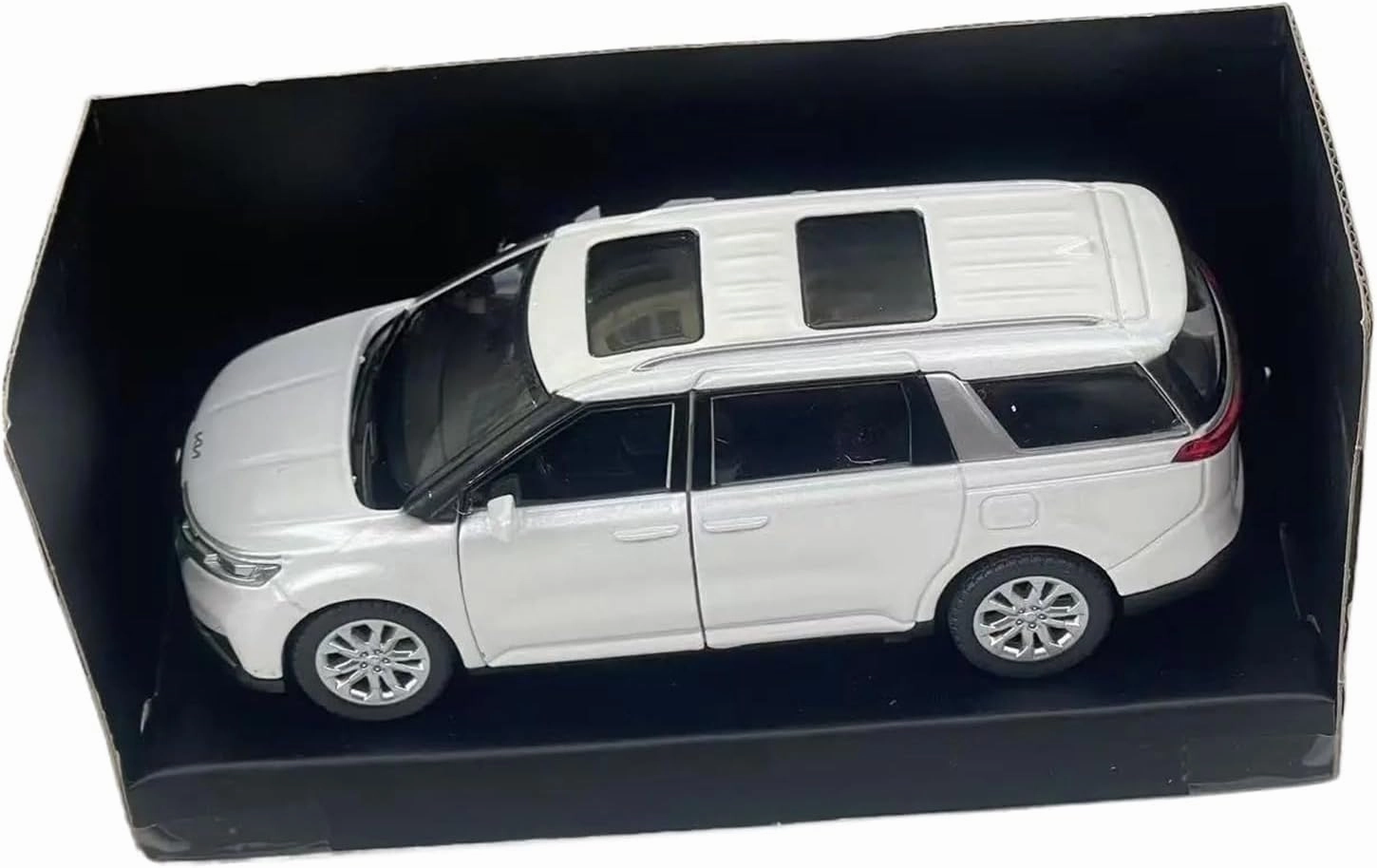 1:38 for KIA Carnival Simulation Alloy Pull-Back Car Model Collection Souvenir Ornaments Mini Simulation Toys(White)
