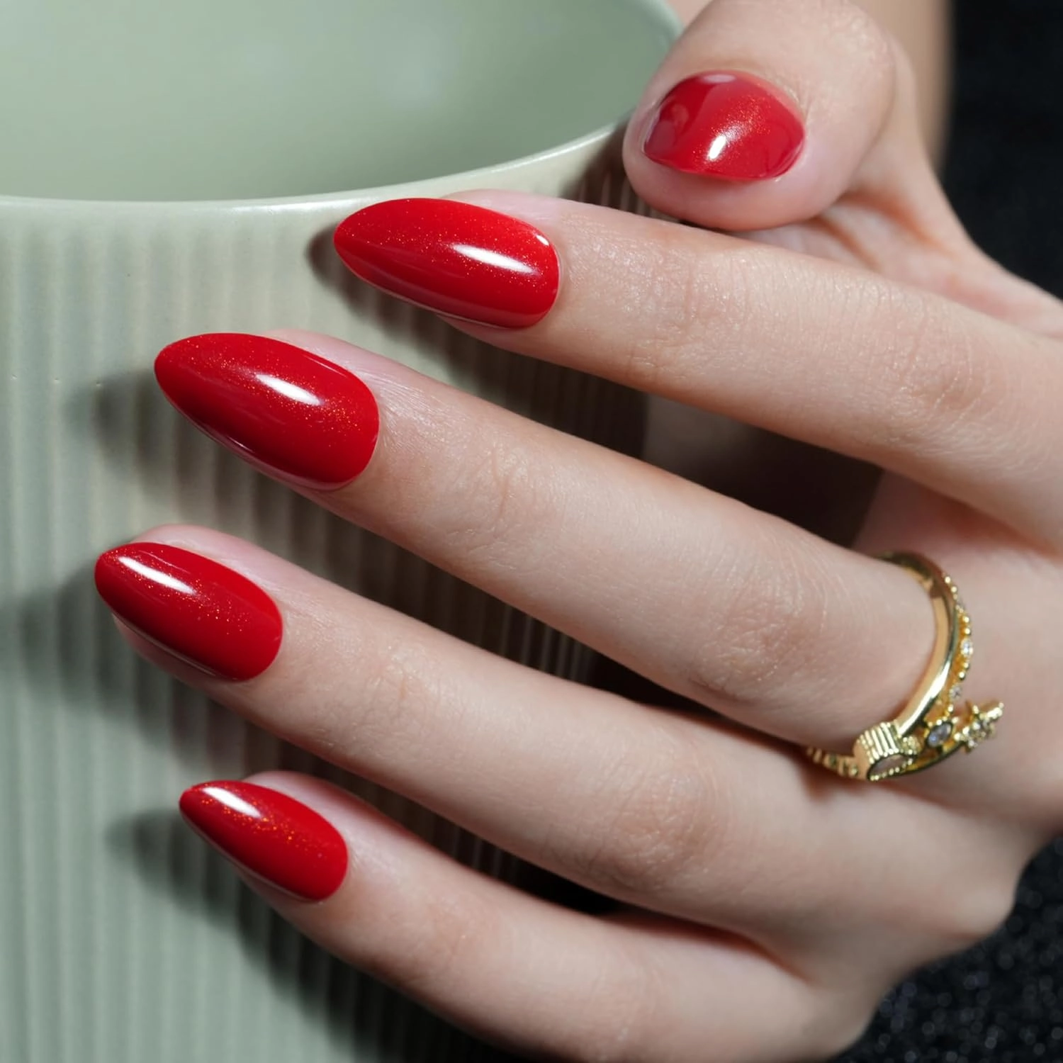 Christmas Fiery Red Press on Nails Set, 160Pcs Short Almond Fake Nails with Fine Glitter Glossy Acrylic False Nails Reusable Full Cover Stick on Nails for Women, 32 Sizes Thicker