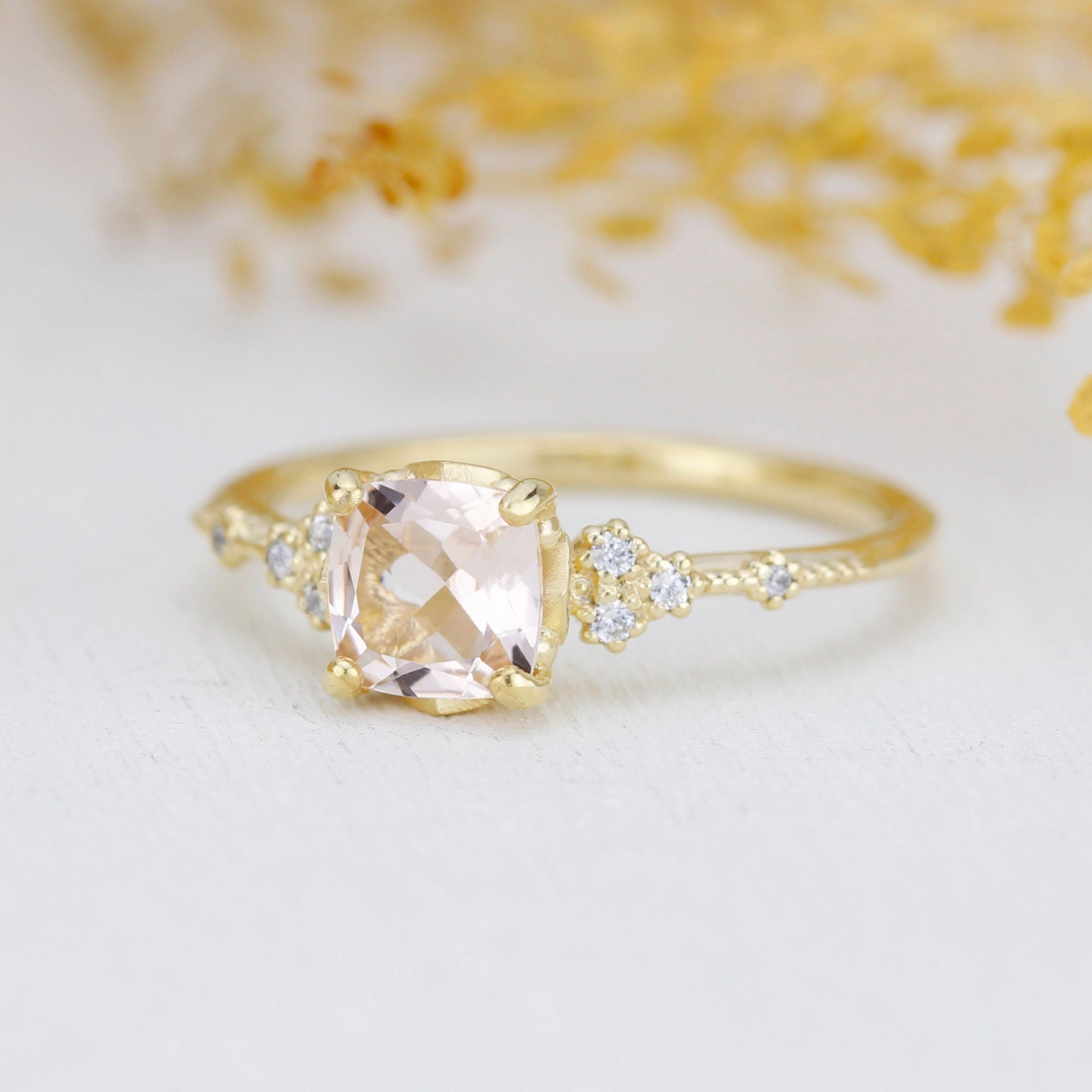 Cushion cut morganite and diamond ring | R 353MO