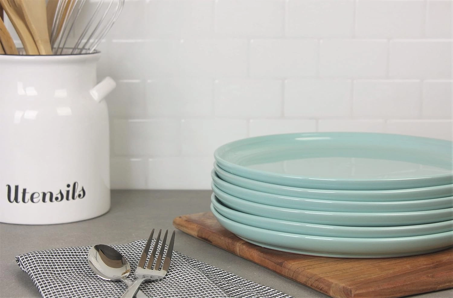 Double Line 8.25" Salad Plate, Set of 6, Seafoam