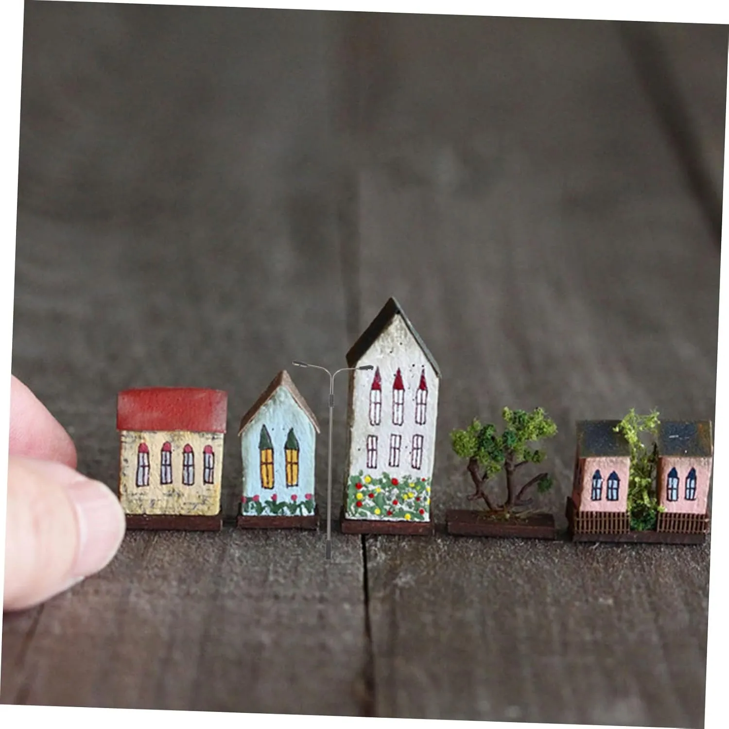 FAVOMOTO 4sets 3pcs Miniature Street Lights for Sand Table Landscaping Road Lamp Decor Unique Design for DIY Model Gardens Compact Adornment for Miniature Scenes 3pcs*4