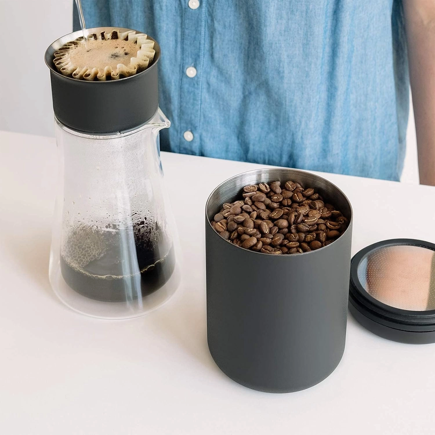 Fellow Atmos Vacuum Coffee Canister & Food Storage Container - 1.2 Liter Canister holds up to 16 oz of Coffee Beans - Airtight Food Storage Containers - Coffee Containers - 1.2 Liter - Matte Black