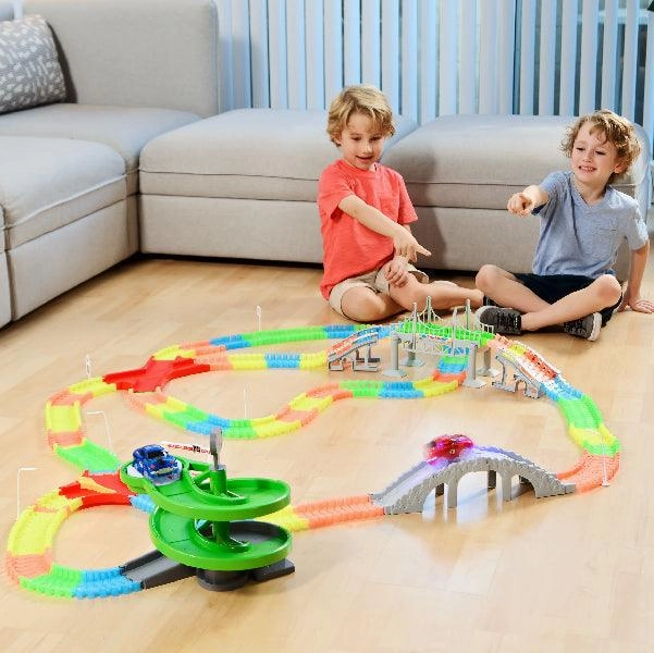 Glow-in-the-Dark Race Track Set (360 pieces) USA Toyz
