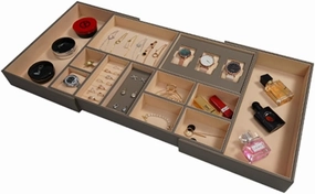 High-end Leather Jewelry Box with lid, Drawer Earring Display Stand, jewlwey Organizer for Ring Necklace,Watch, for Women,Girls (B 50 * 36 * 6.5cm)