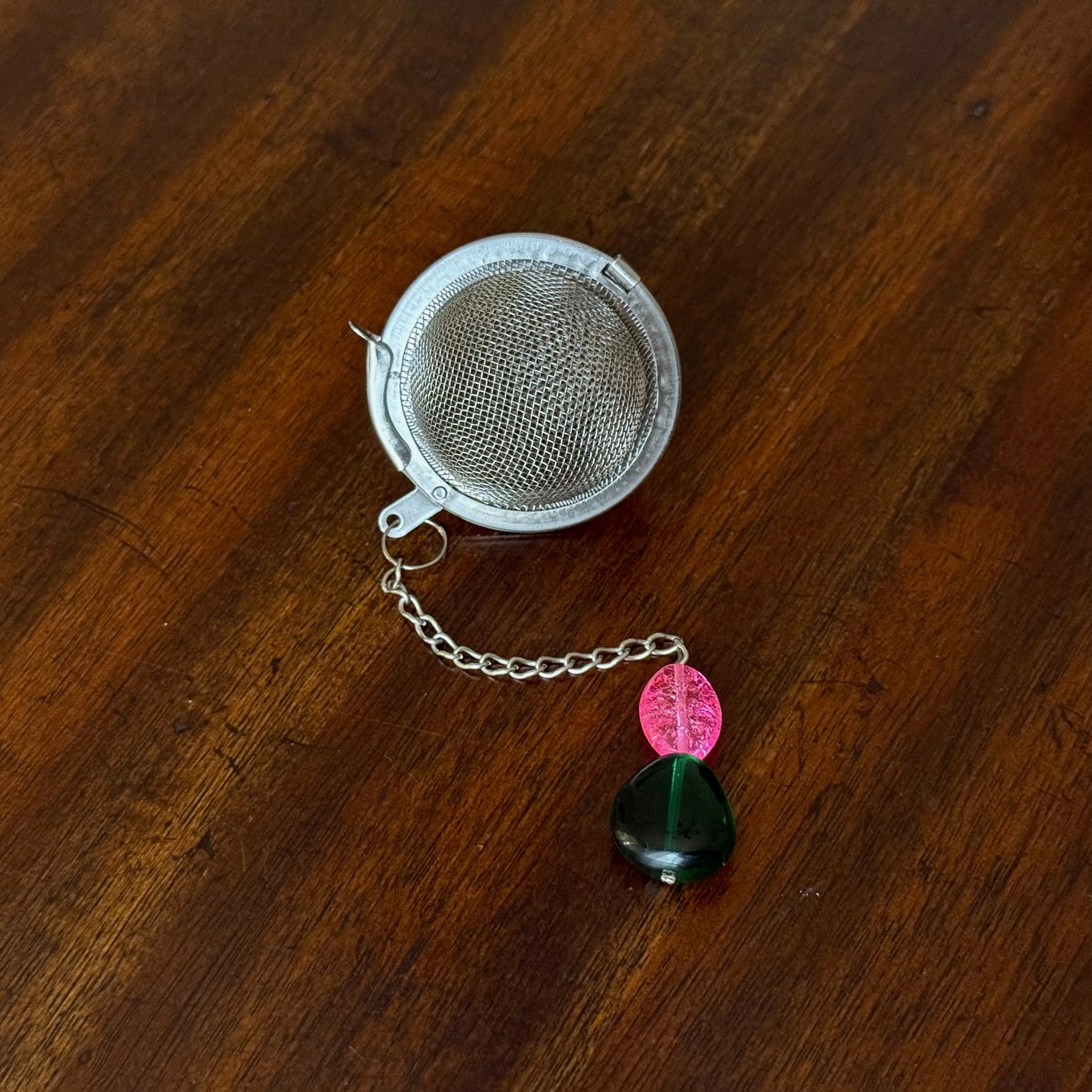 Loose Leaf Tea Steeper - GLASS BEADS (Pink/Green)