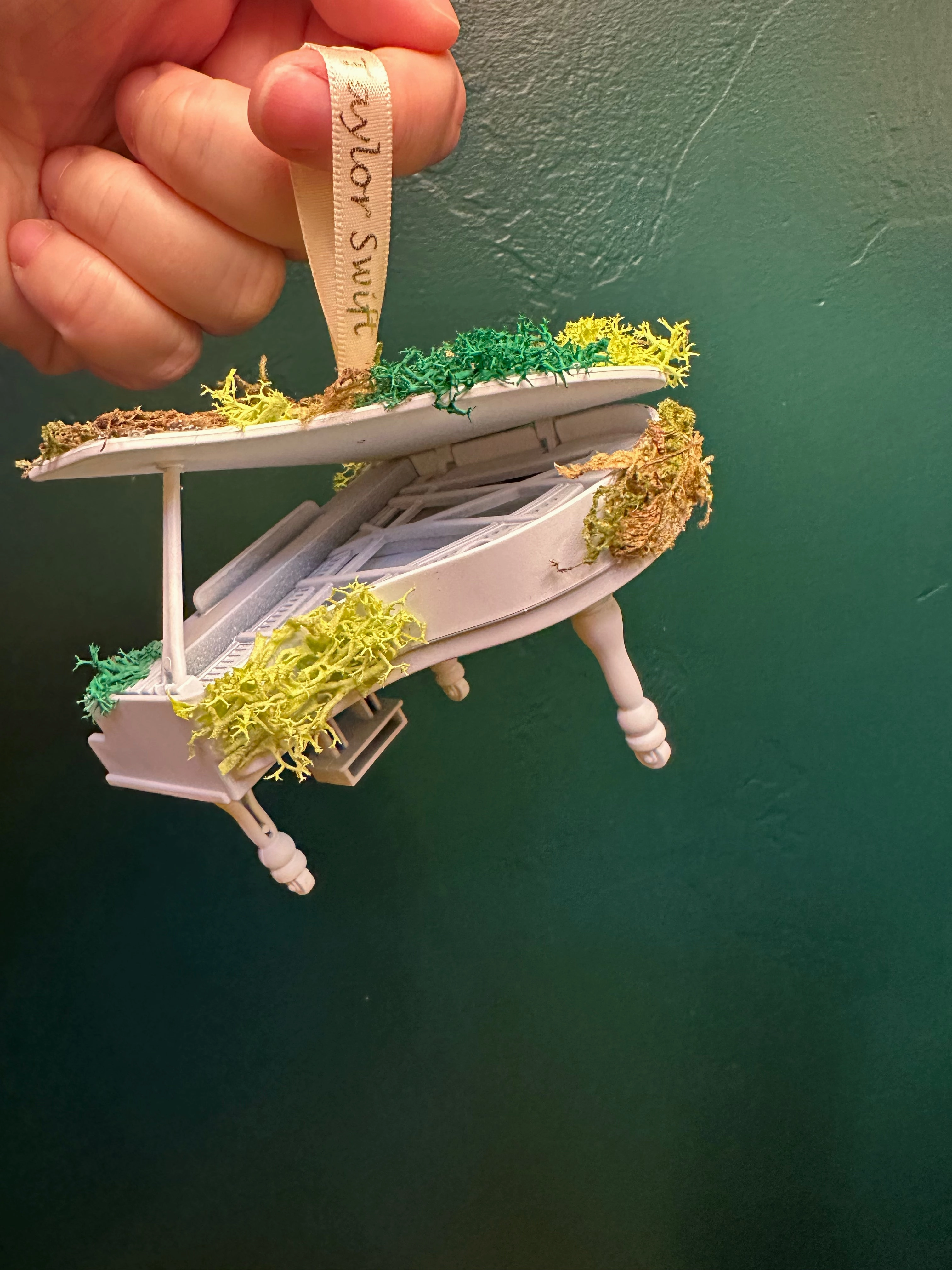Moss Covered Grand Piano Ornament - Champagne Problems Eras Inspired - Swiftie Piano Christmas Ornament
