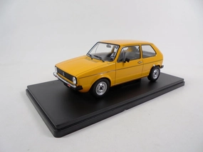 OPO 10 - Volkswagen Golf 1 (Caribe) Yellow 1978-1/24 Salvat Miniature car - M009