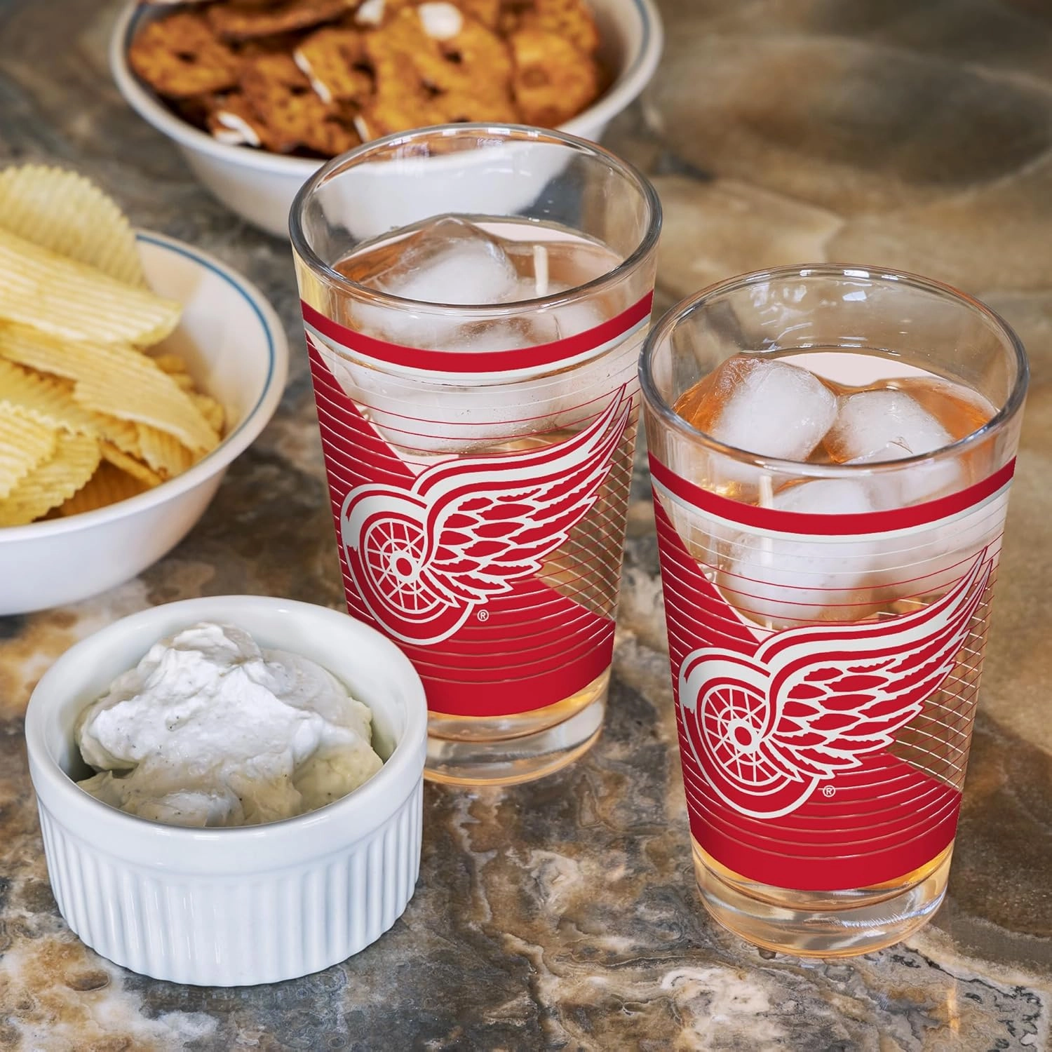 Rico Industries NHL Hockey16 oz Pint Glasses with Digitally Printed Logo, Practical Set of 2 Classic Drinking Glasses, Dishwasher Safe, Great for Water, Beer, Iced Tea, and More