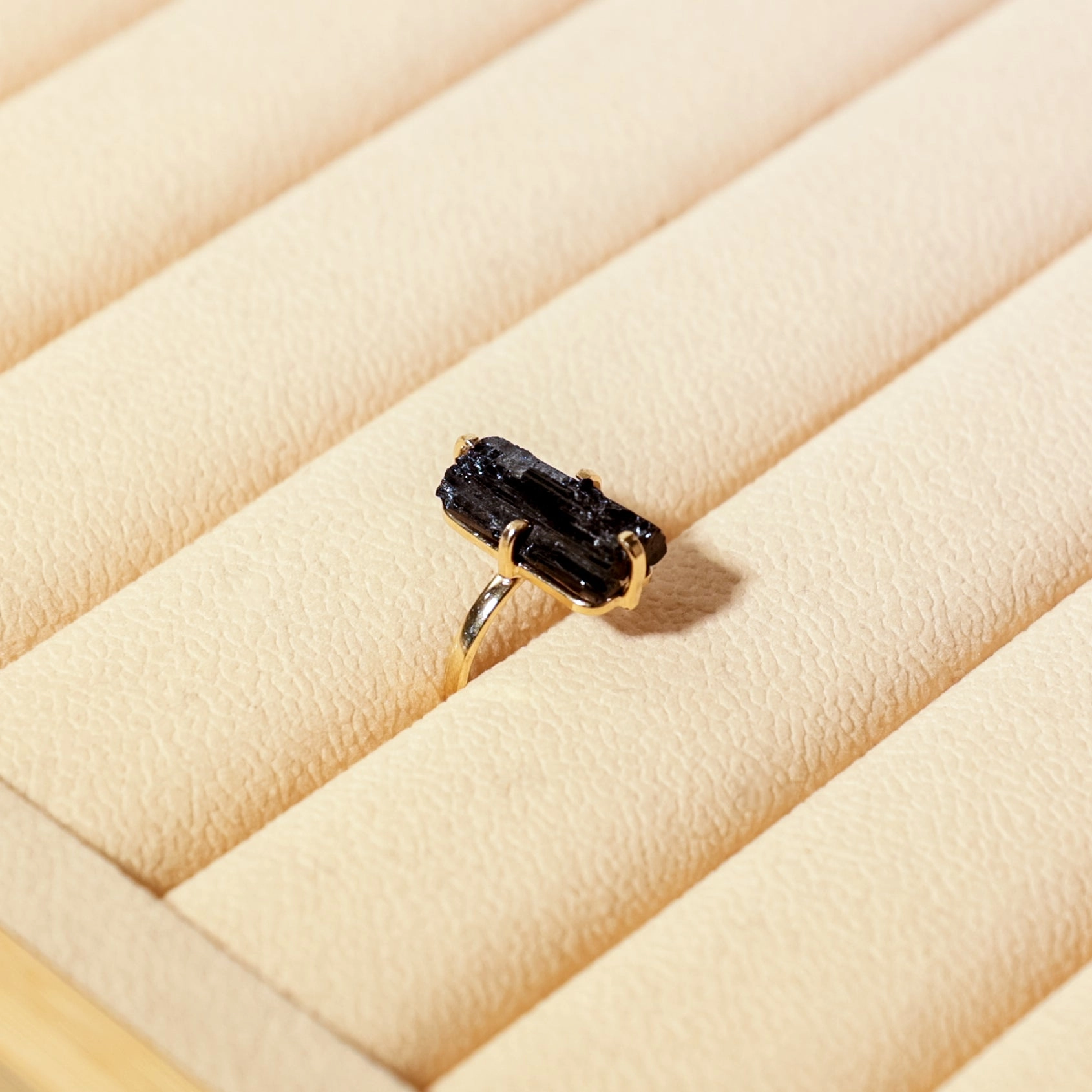 Schwarzer Turmalin Verstellbarer Ring