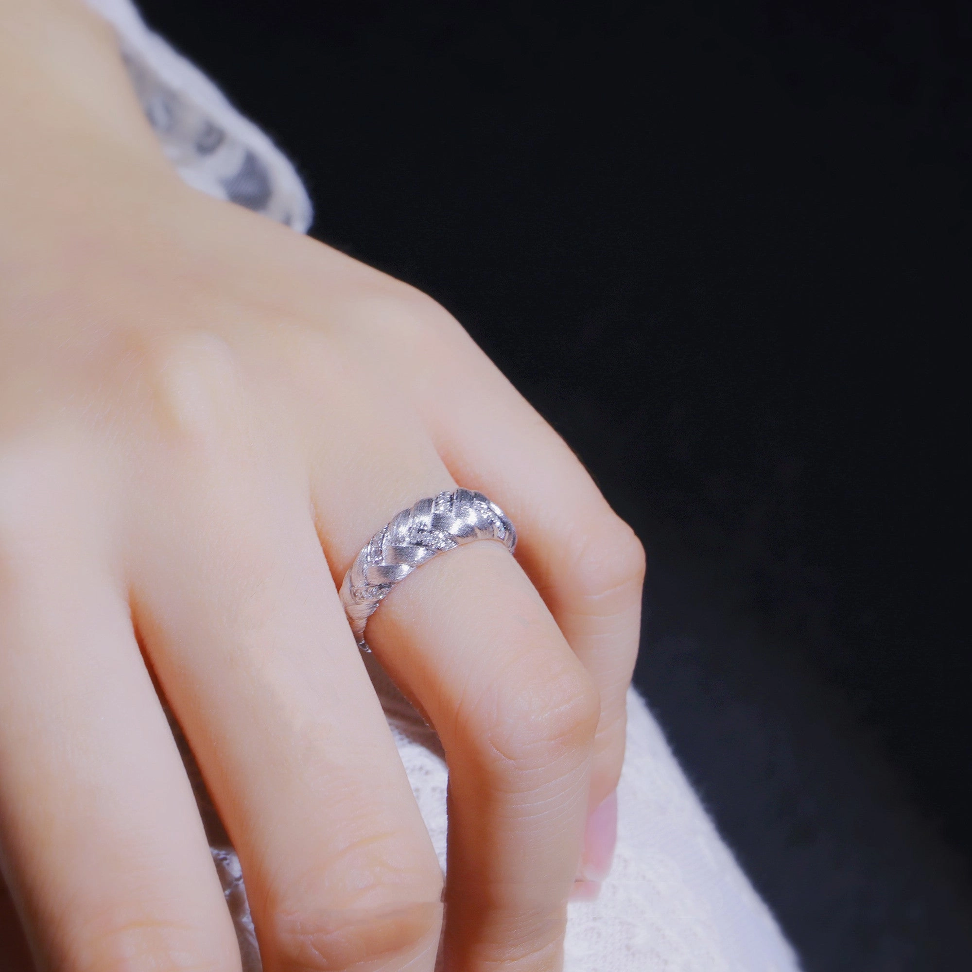 Simple Diamond Brushed Ring